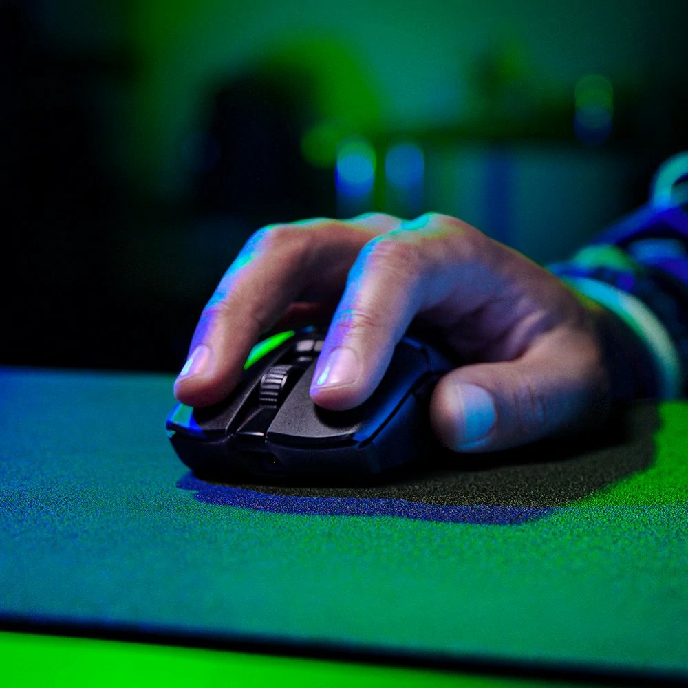 https___hybrismediaprod.blob.core.windows.net_sys-master-phoenix-images-container_h3e_hfd_9398892625950_2-220510-viper-v2-pro-black-1500x1000-4