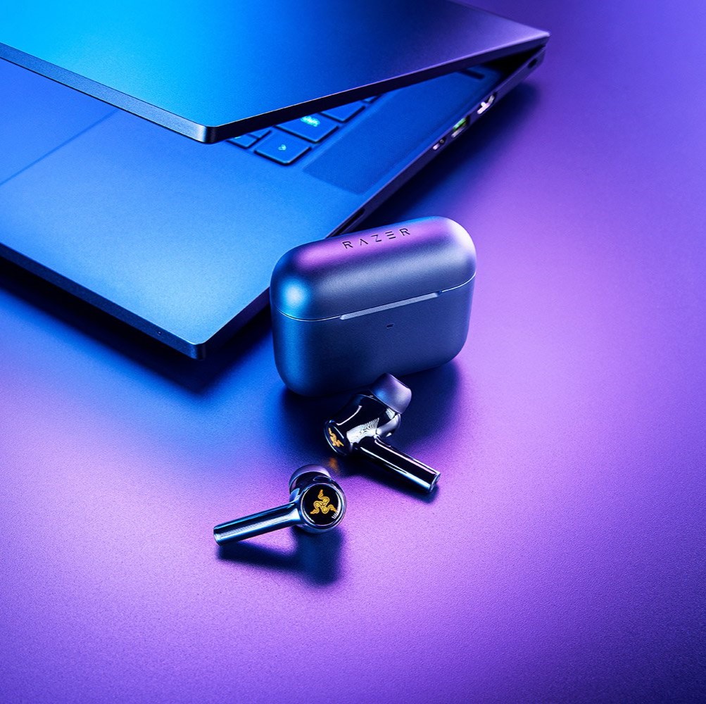 https___hybrismediaprod.blob.core.windows.net_sys-master-phoenix-images-container_hca_hf1_9207408361502_RSL10-hammerhead-true-wireless-1500x1000-3